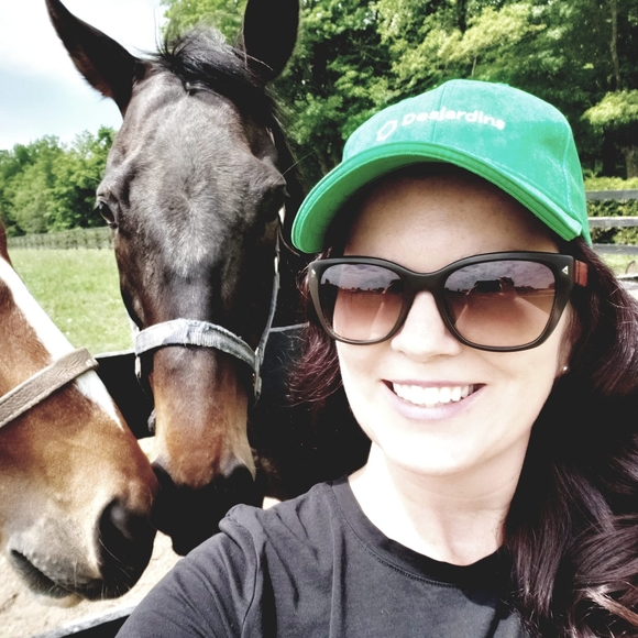 Meet your Posher, Marci - Picture 1 of 1